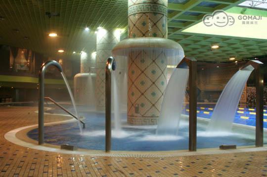 泰國有泰國浴 芬蘭有桑拿 土耳其有土耳其浴 桃園笙揚俱樂部有 酷兒浩司 浴 風靡日本北海道的 Kurhaus 在台灣同步享受 3 9折 只要468元 即可享用原價1200元 笙揚聯誼會 德國 K Goodlife半價團購情報