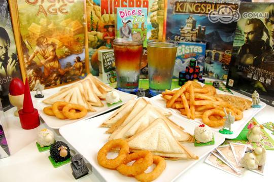 桌弄(中原店) 5.8折! - 雙人桌遊教學+炸物、三明治