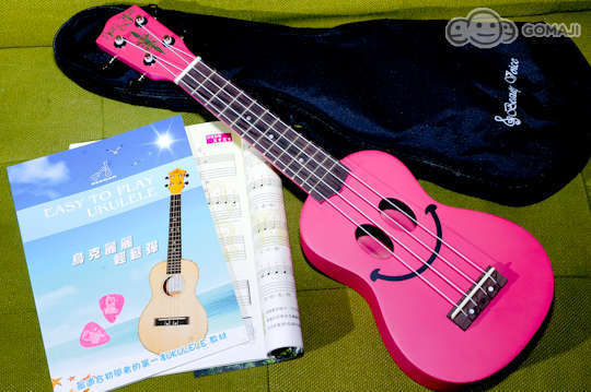 名人樂器(明誠店) 5.1折! - 微笑款/高階彩琴烏克麗麗+教學