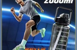 【運動魂】手提透明刻度運動水壺2000ml 加贈彈蓋吸管 密封防漏 輕鬆提握